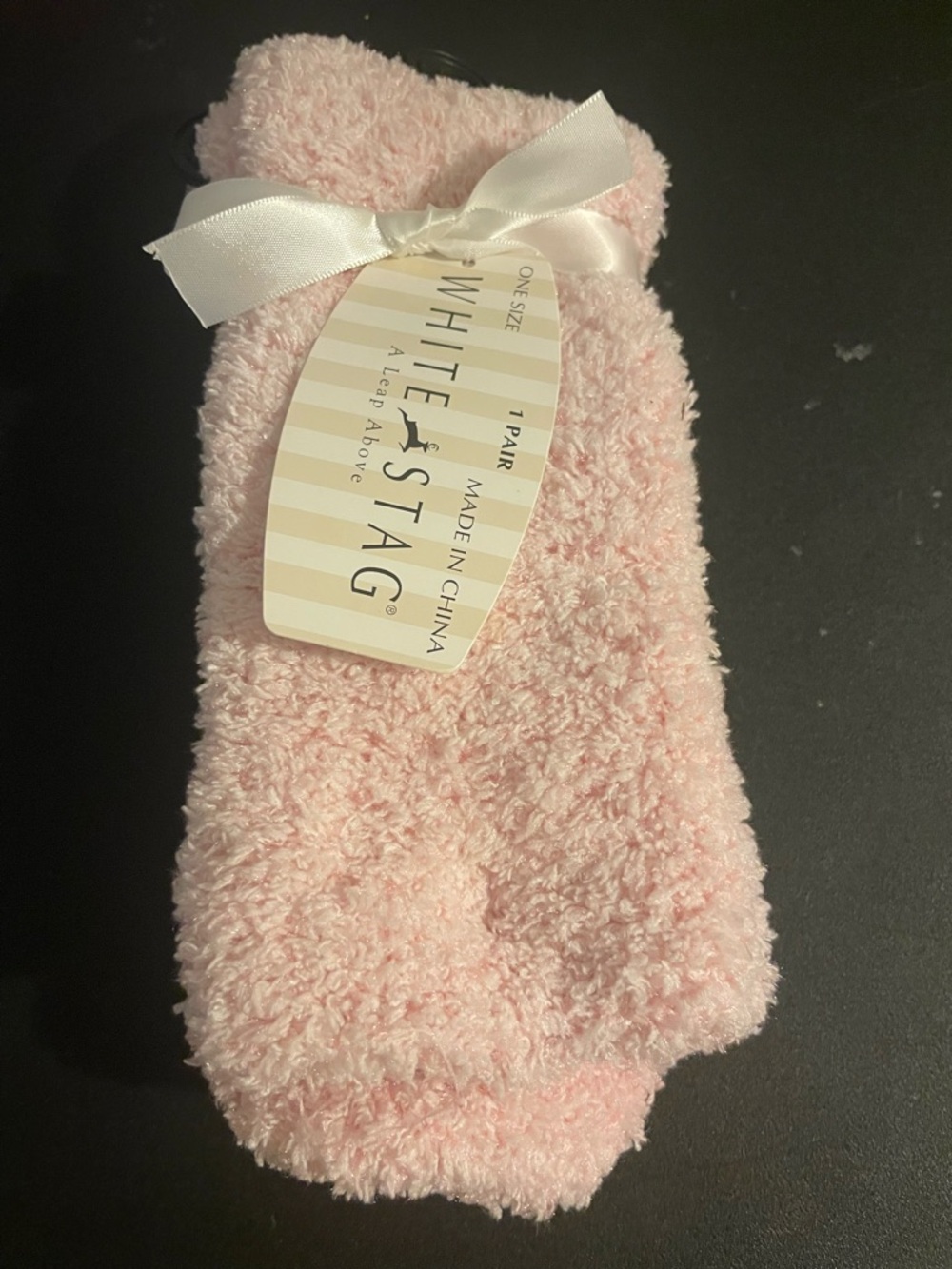 C0036 White Stag Light Pink Plush Bow Socks